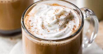 Café com leite com especiarias de abóbora - Skinnytaste