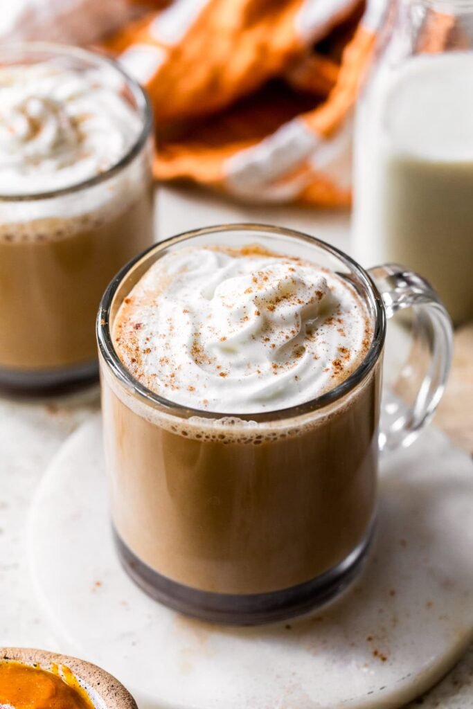 Café com leite com especiarias de abóbora - Skinnytaste