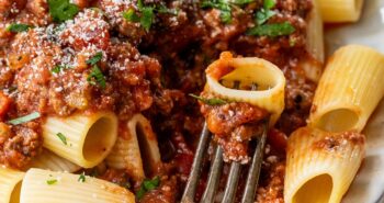 Slow Cooker Bolognese