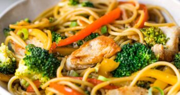 Chicken Lo Mein
