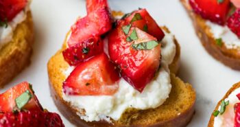 Strawberry Crostini with mint