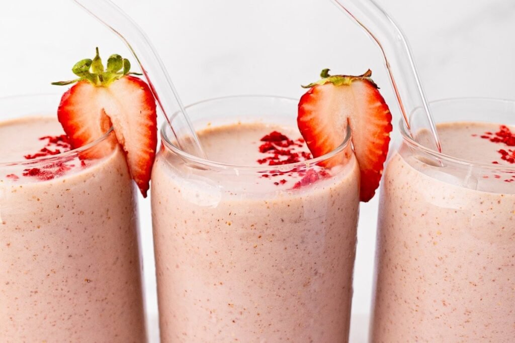 Strawberry Banana Smoothie with straw